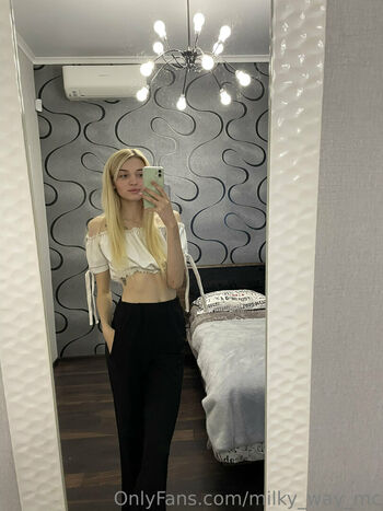 milana_candy