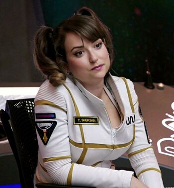 Milana Vayntrub