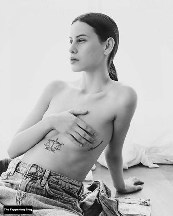 Milena Smit