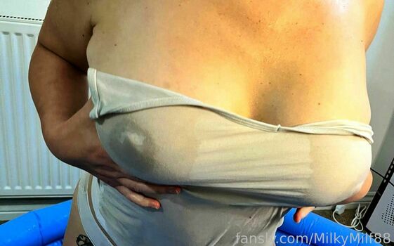 MilkyMilf88