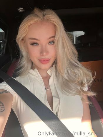milla_snake
