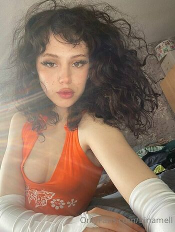 Mina Bell
