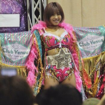 Mina Shirakawa