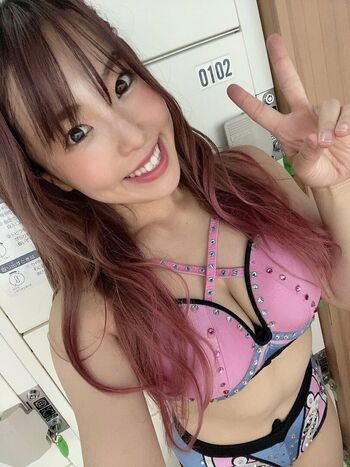 Mina Shirakawa