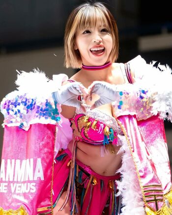 Mina Shirakawa