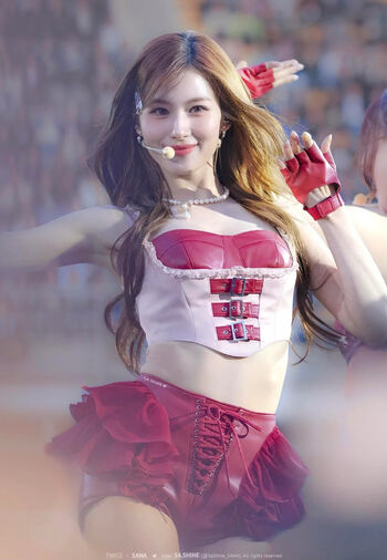 Minatozaki Sana