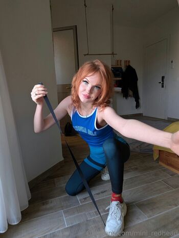 Mini_redhead