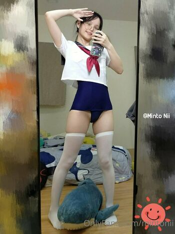 mintonii