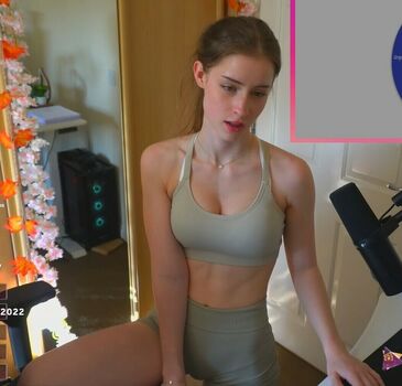 Mira.004
