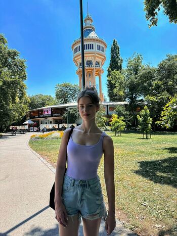 Mira.004