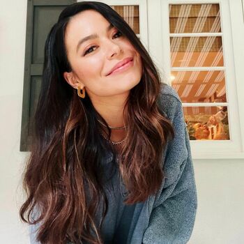 Miranda Cosgrove