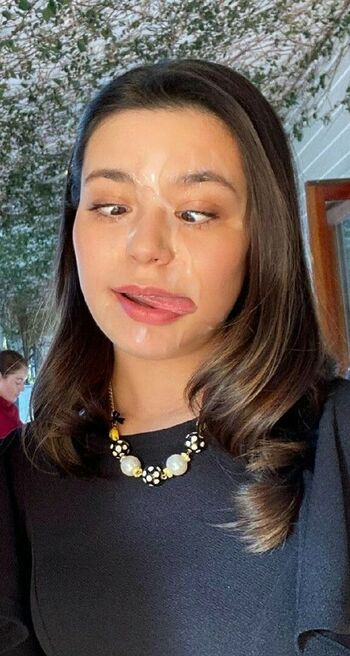 Miranda Cosgrove