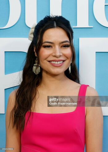 Miranda Cosgrove