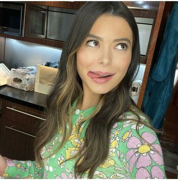 Miranda Cosgrove