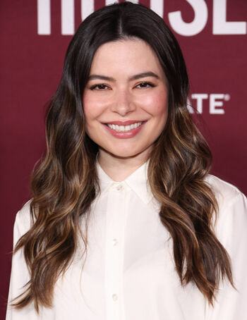 Miranda Cosgrove
