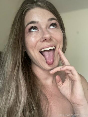 Miri_Ella