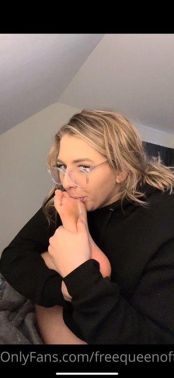 miss_emily022_free