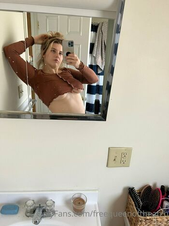miss_emily022_free
