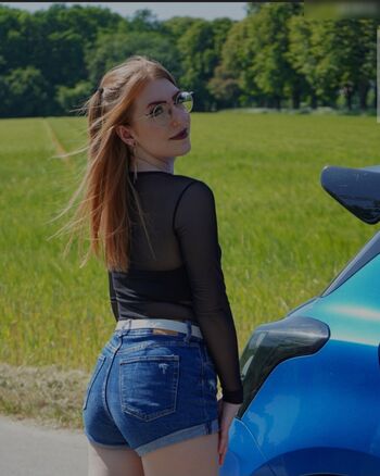 Miss Redhead