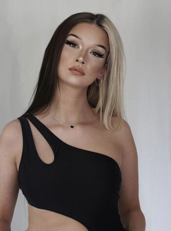 Miss2Shade / Annika Stratmann