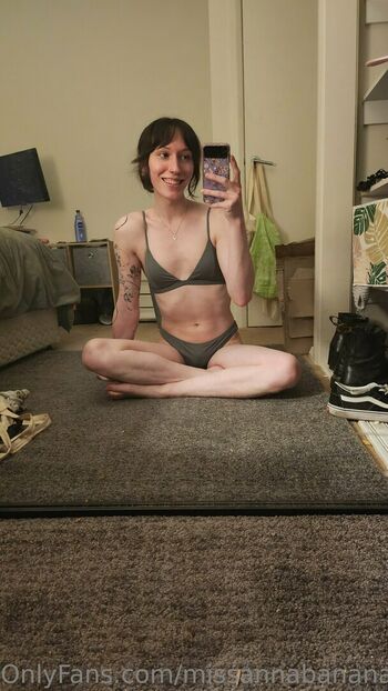 missannabanana24