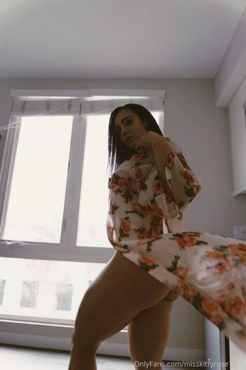 Misskittyrose1111
