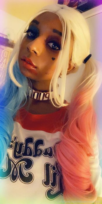 misskrisskosplay