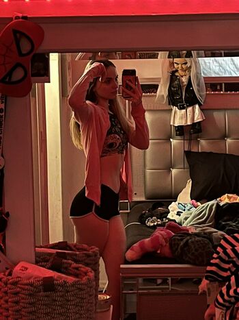 Misslushrose