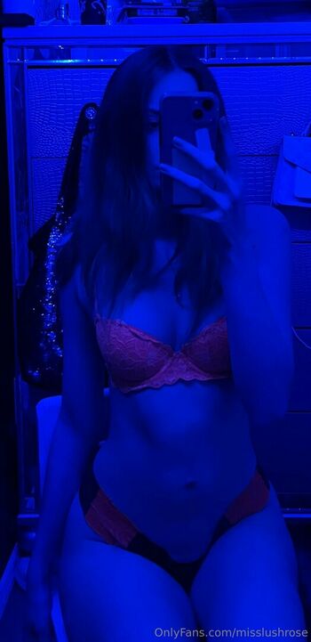 Misslushrose