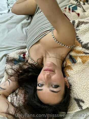 misssweetpetite22