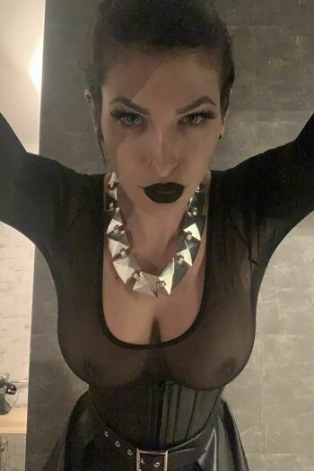 Mistress Damazonia