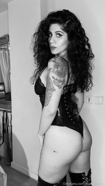 mistresssophiasahara
