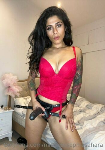 mistresssophiasahara
