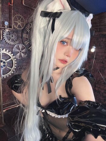 miu_cosplayer