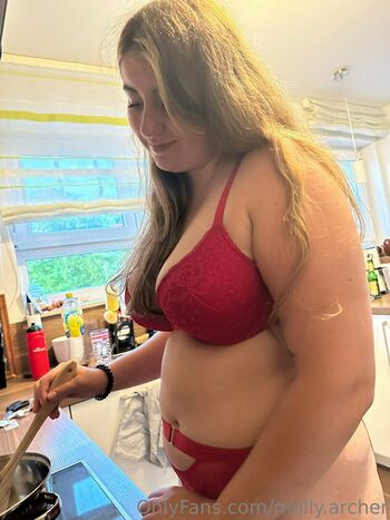 Molly Archer