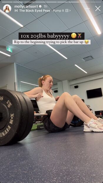 Molly Carlson