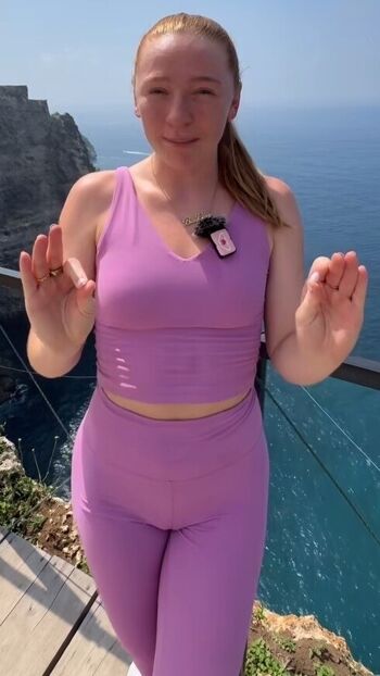 Molly Carlson