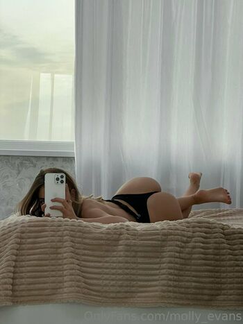 molly_evans