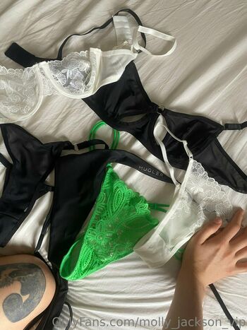 molly_jackson_vip