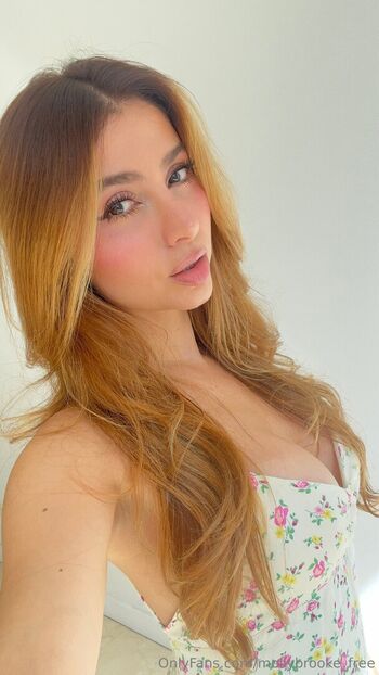 mollybrooke_free