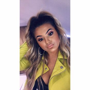 mollymullanx