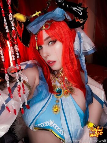 MollyRedWolf
