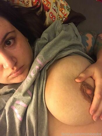 momboobs