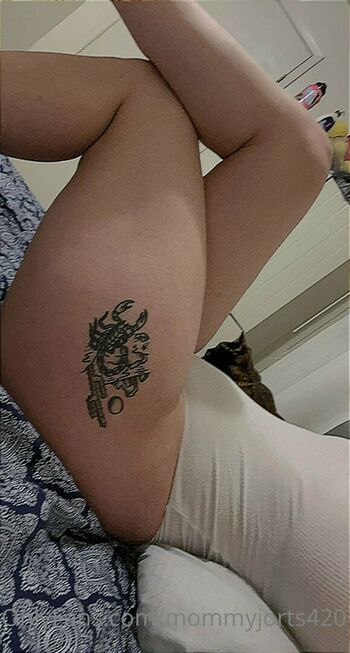 mommyjorts420