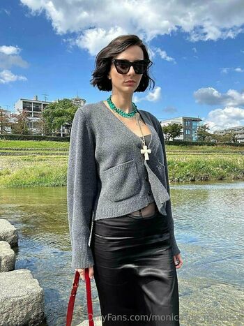monica_de_mistress