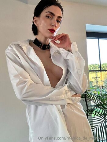 monica_de_mistress