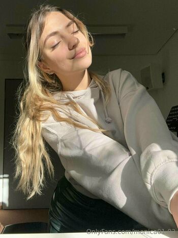 monica01.03