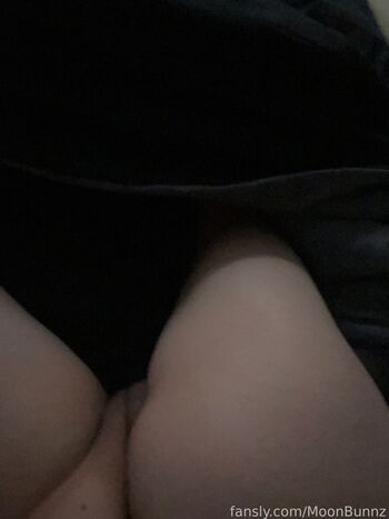 MoonBunnz