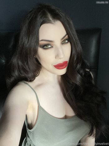 Morgana Threnody in Velvet