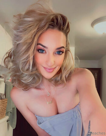 mrsandmrpeaches